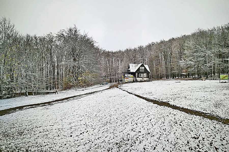 Rača: Chatu na Bielom