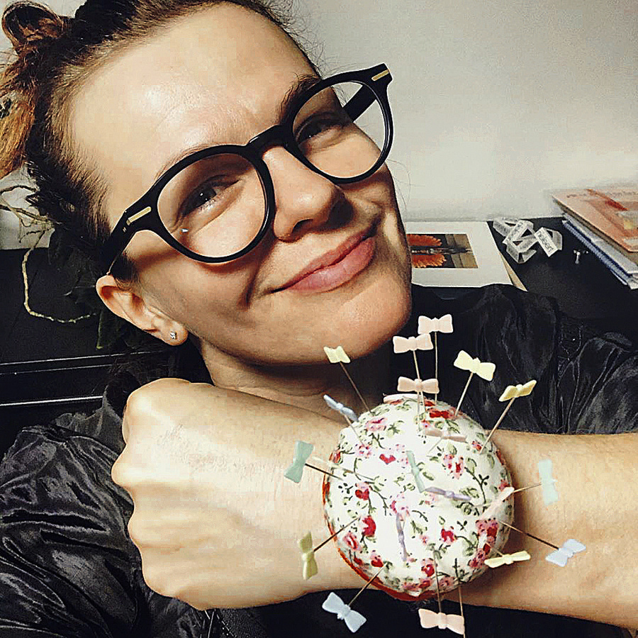 Marta Jandová, speváčka - Záľubu v šití po rokoch oprášila a šije rúška pre seniorov.