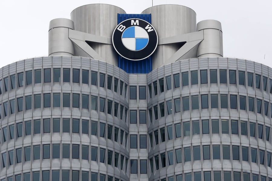BMW zvoláva svoje automobily