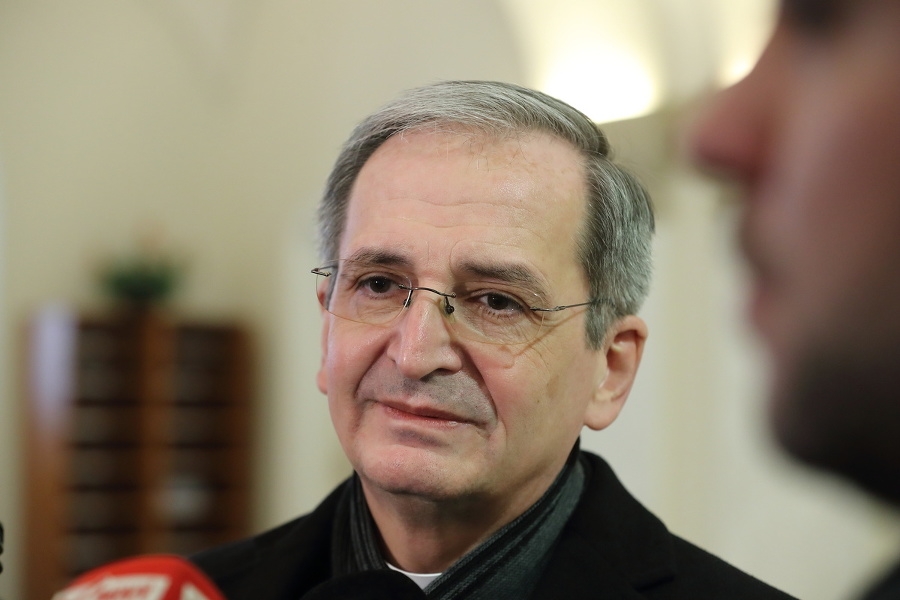 Arcibiskup Stanislav Zvolenský.