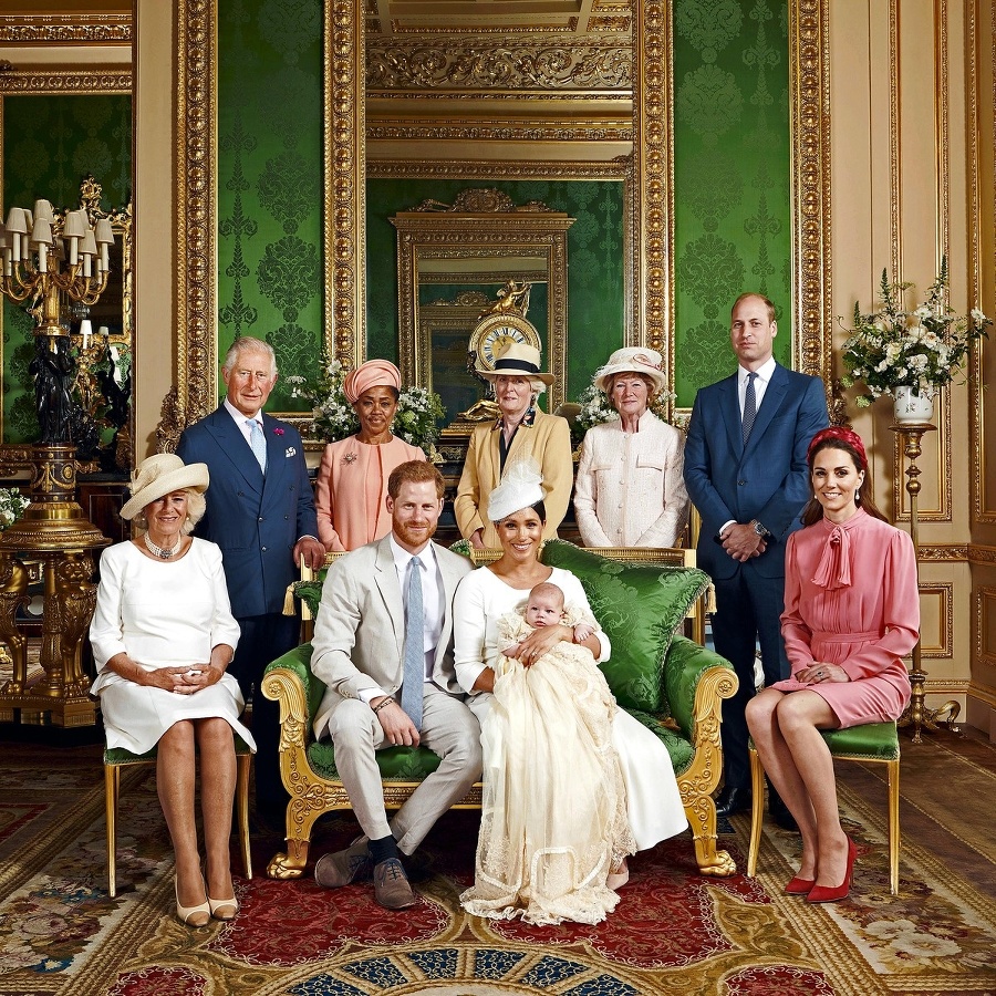 Oficiálna fotka kráľovskej rodiny