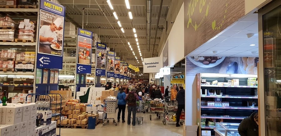 Slovenské obchody čelia nákupnému