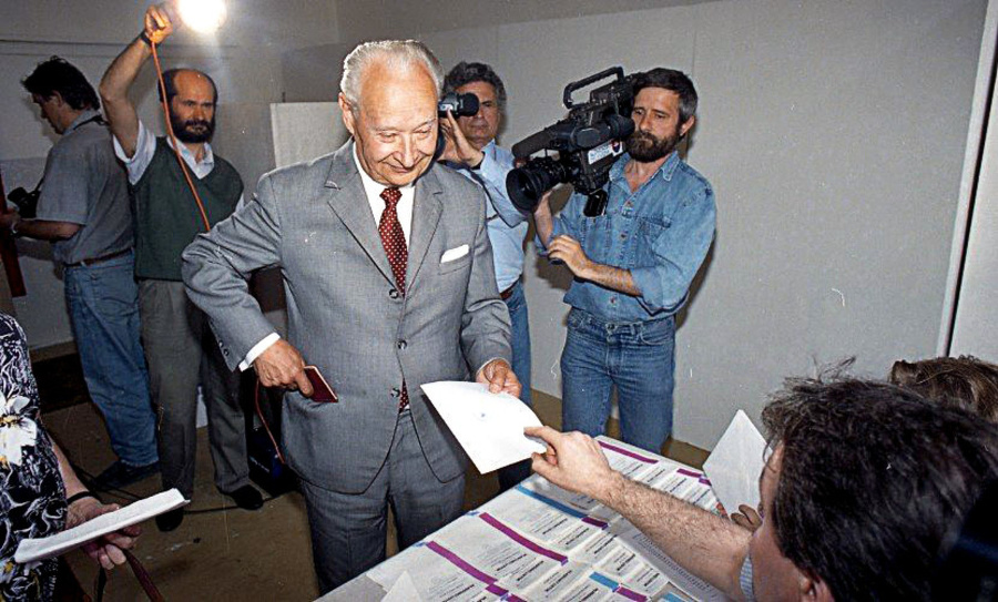 1992: Vo voľbách volil