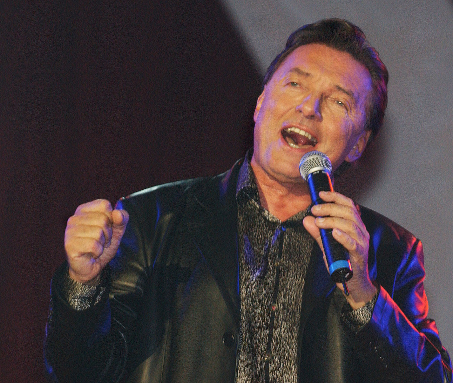 Spevák Karel Gott († 80)