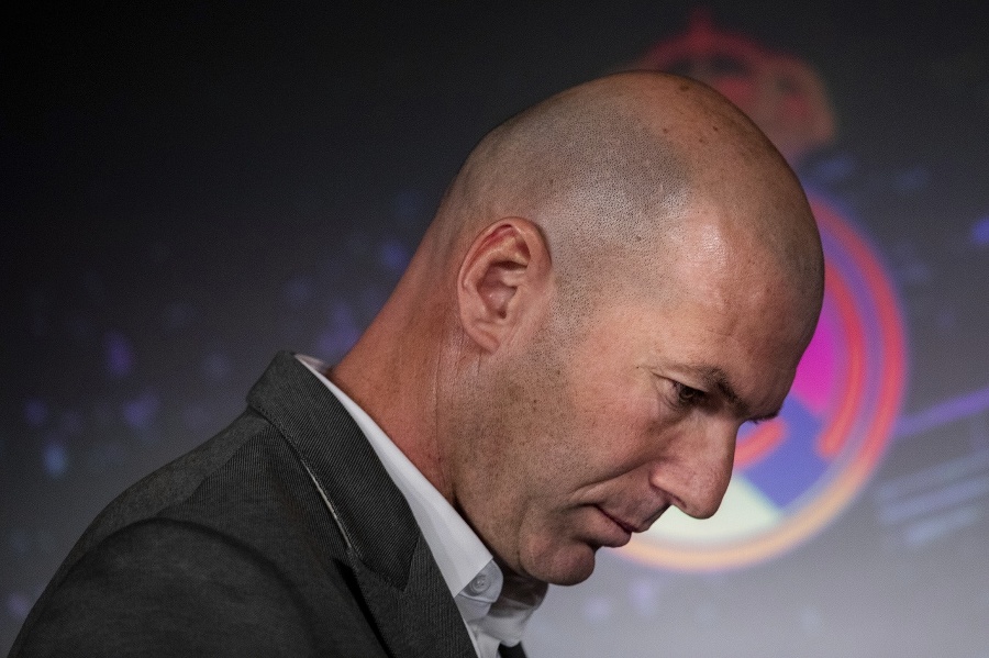 Francúzsky tréner Zinedine Zidane.