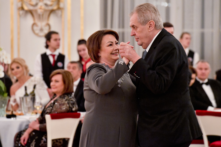Prezident Miloš Zeman tancuje