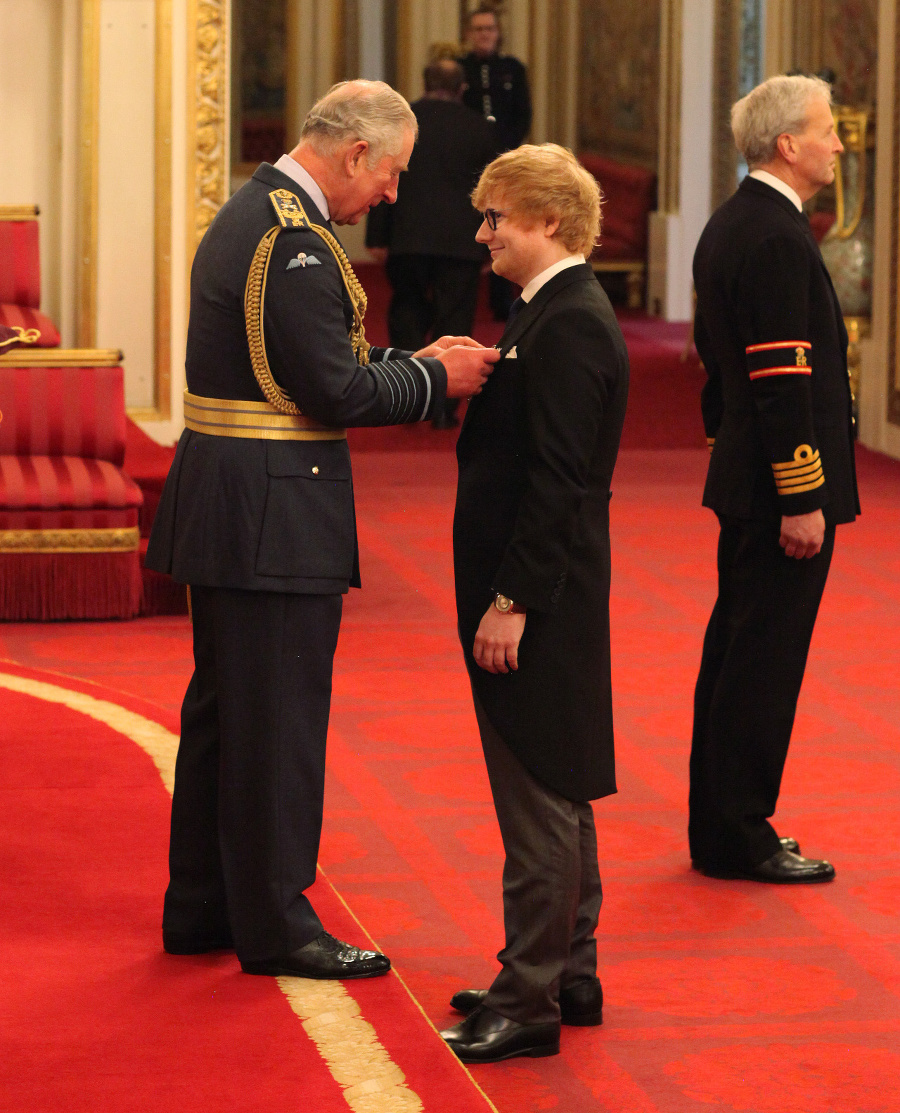 Ed Sheeran dostal vyznamenanie Rad britského impéria.