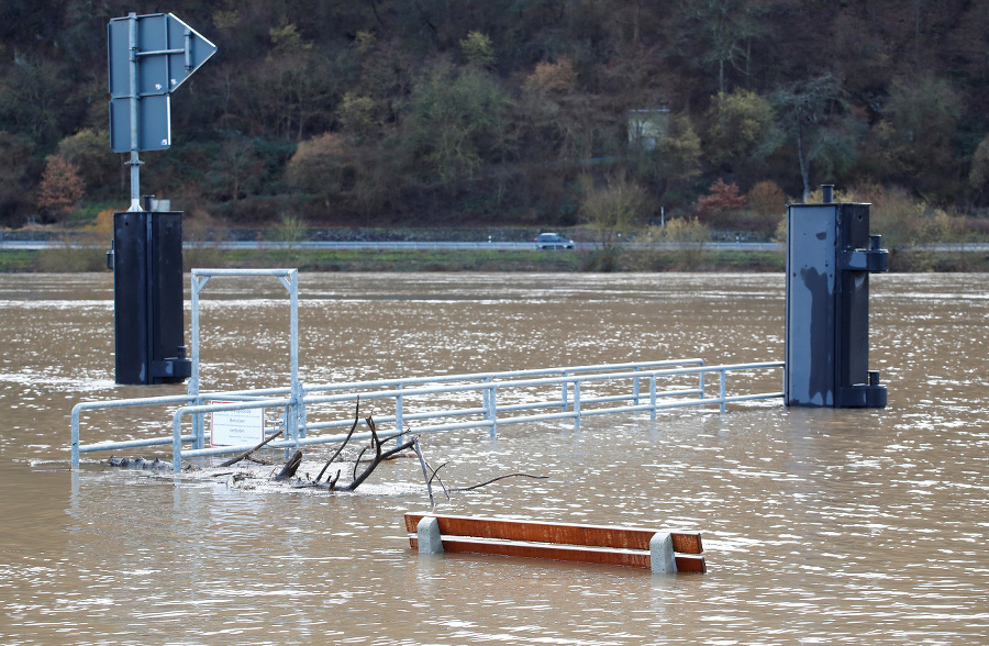 Rieka Moselle sa vyliava