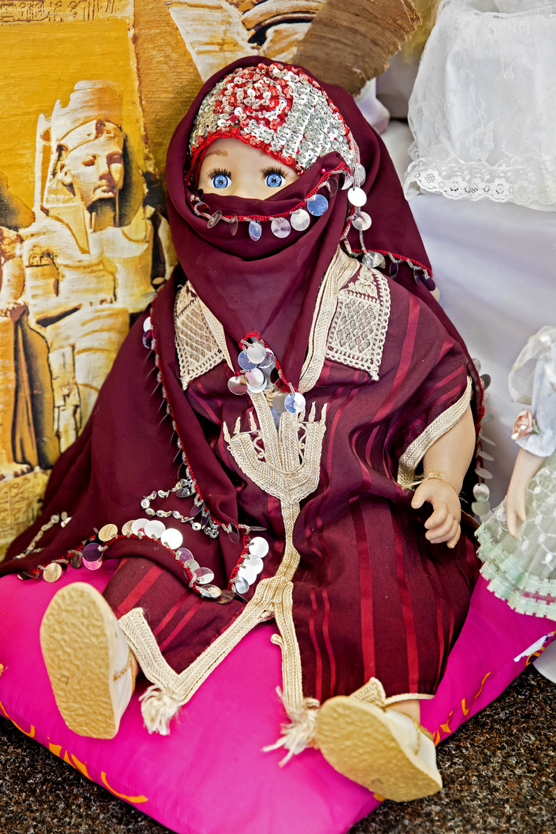Tunis: Túto bábiku pani