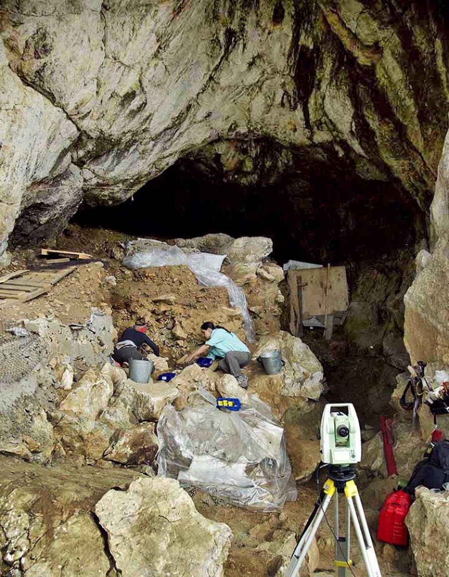 Vedci pátrili v jaskyniach