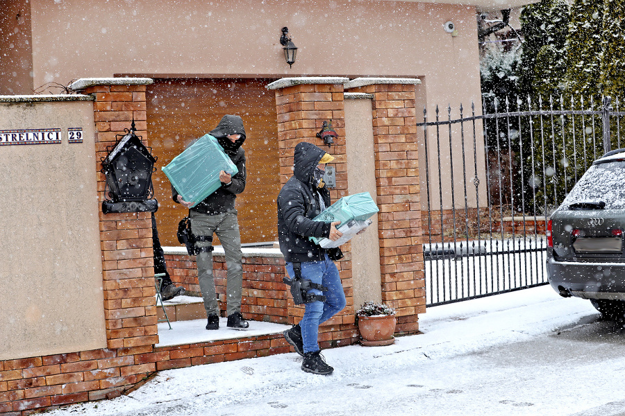 V dome podnikateľa hľadali