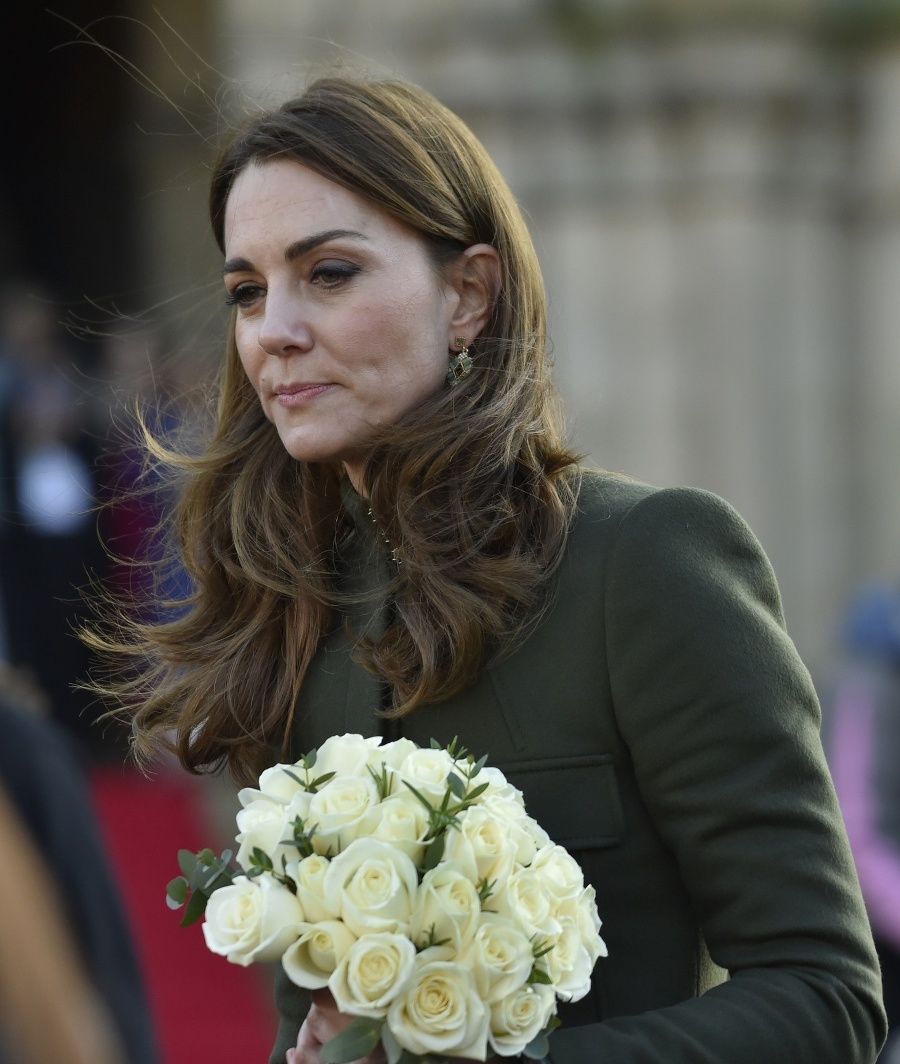 Princ William a vojvodkyňa Kate na návšteve detského centra v Bradforde.