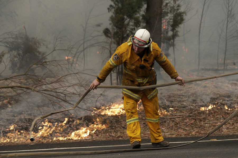 Ničivé požiare Austráliu pustošia