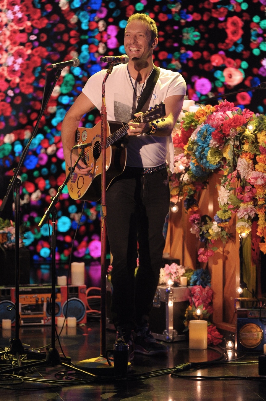 Spevák skupiny Coldplay Chris Martin