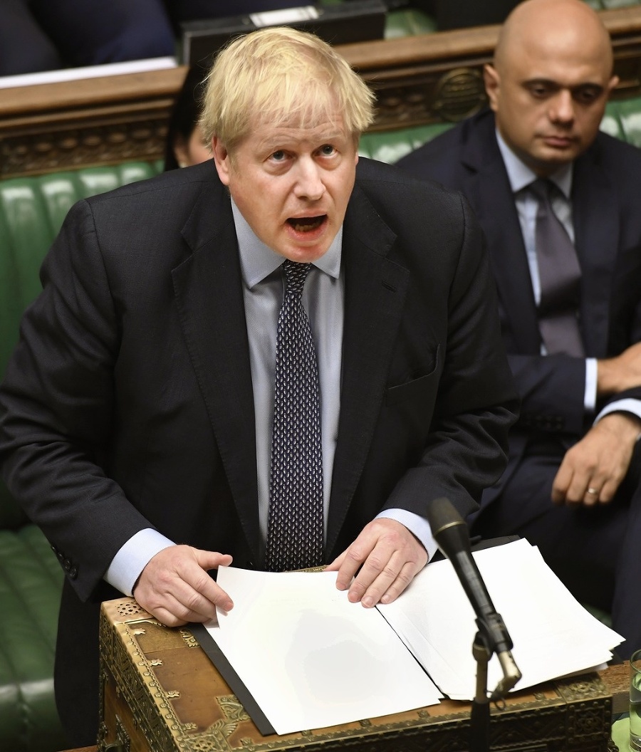Premiér: Boris Johnson zatiaľ