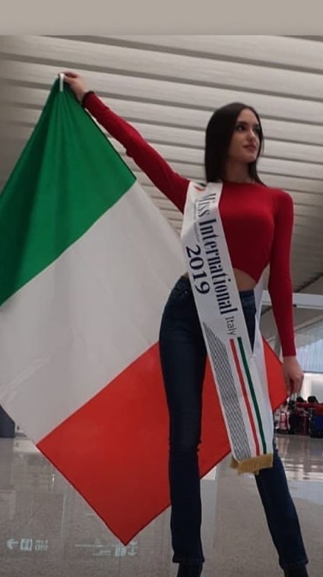 Súťažiaca z Talianska.