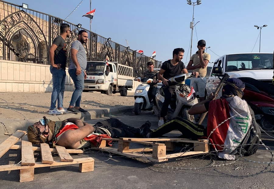 Demonštrácie v Bagdade prerastajú