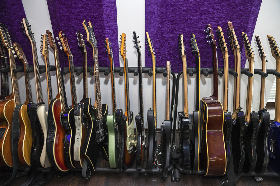 Jimiho zbierka gitár je
