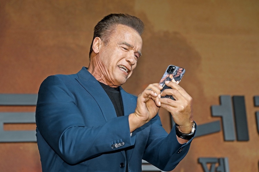 Arnold Schwarzenegger