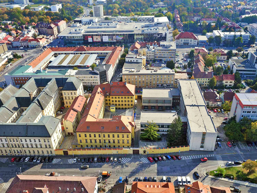 Podnikateľ po novom trávi čas za múrmi tohto zariadenia v meste pod Zoborom.