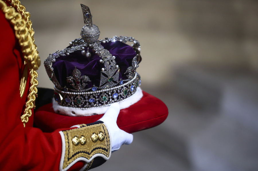 Koruna britskej kráľovnej Alžbety