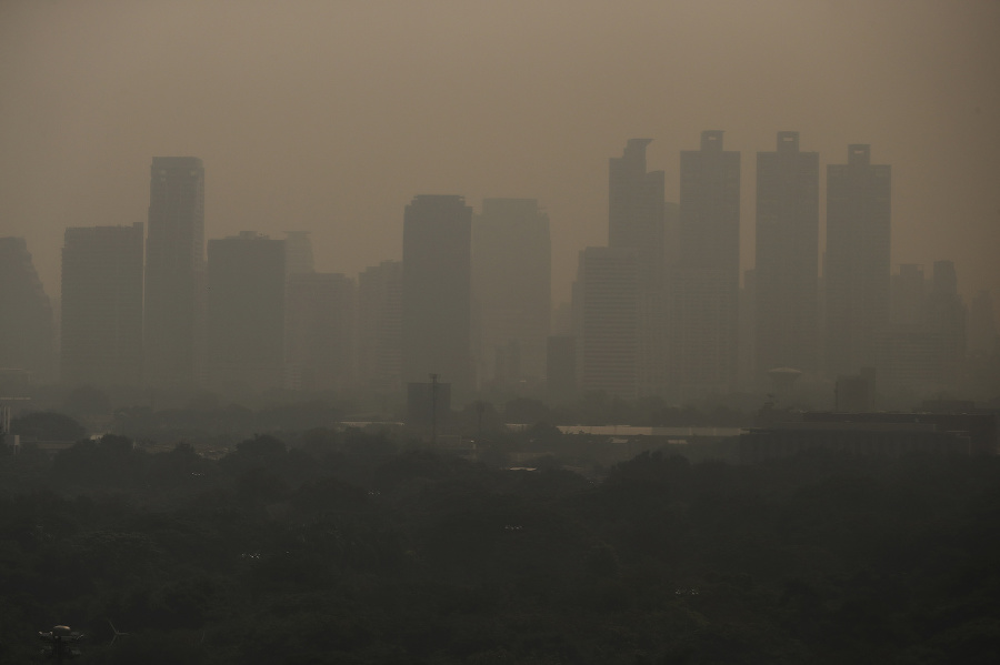 Znečistený vzduch v Bangkoku.