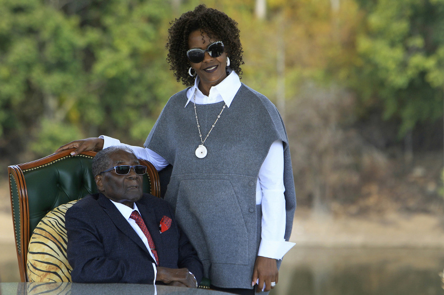 Exprezident Mugabe s manželkou