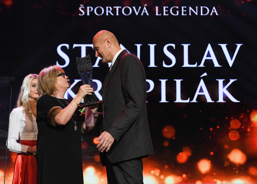 Basketbalová trénerka Natália Hejková