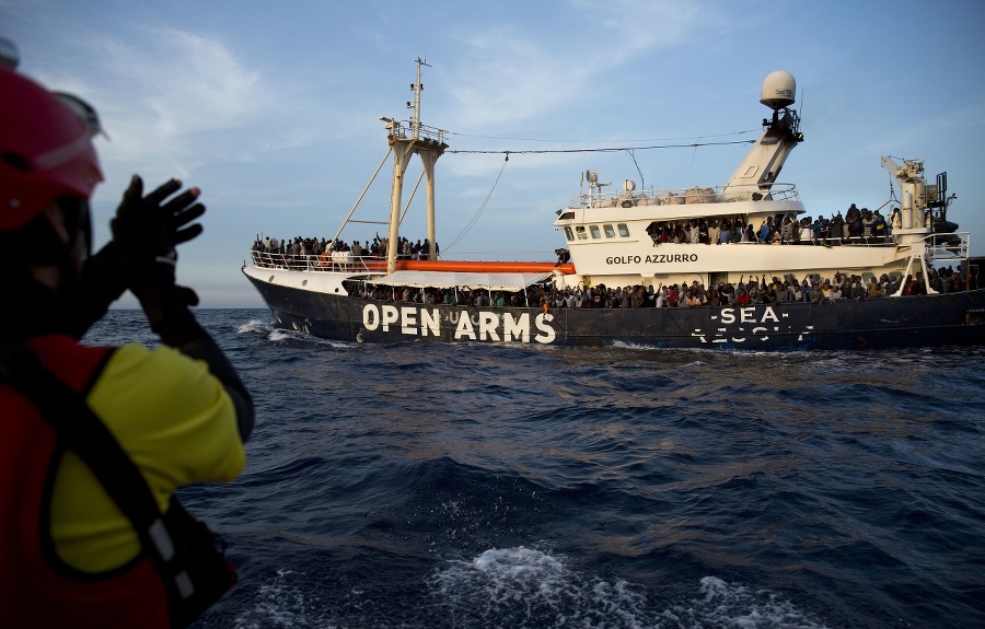 Záchranársky čln španielskej humanitárnej