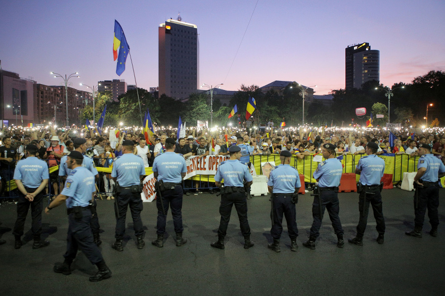 Protesty sa konali po