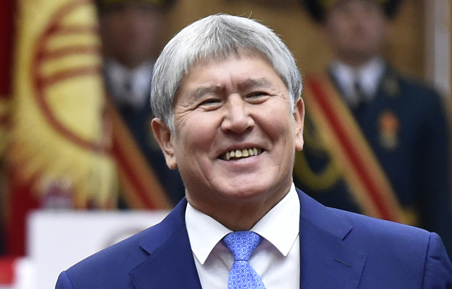 Almazbek Atambajev.