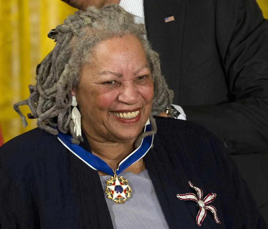 2012: Toni Morrisonová dostáva