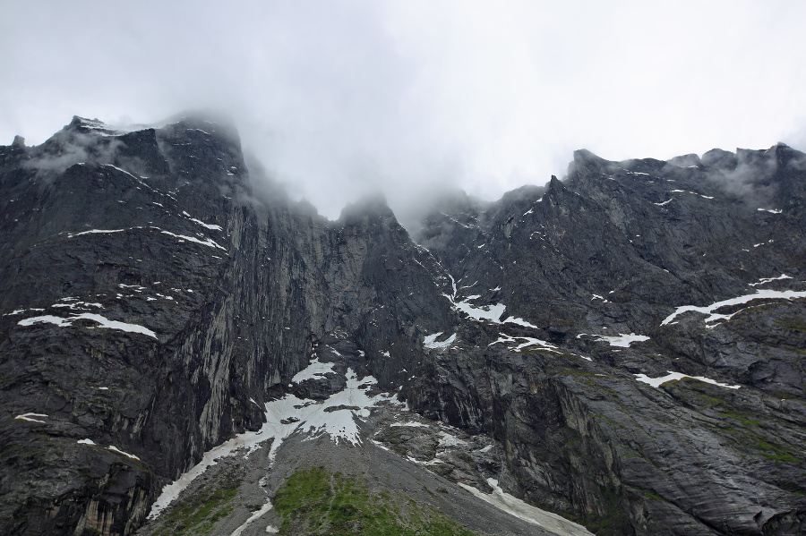 The Troll Wall in