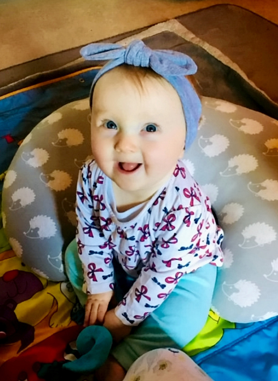 Dcérka Ayla robí obom rodičom veľkú radosť. 