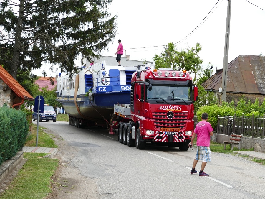 Cesta lode Bohemia.