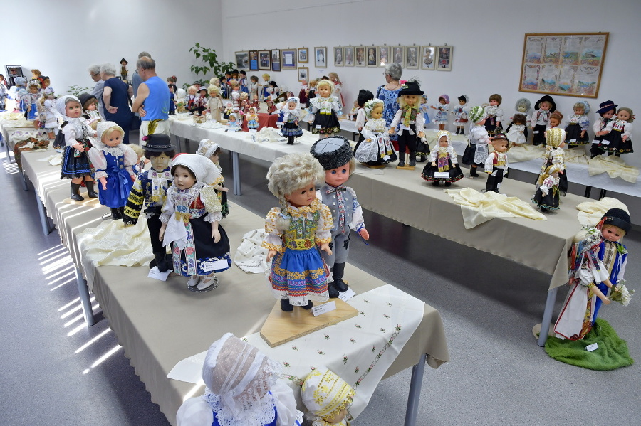 výstava Krojované bábiky Slovenska,
