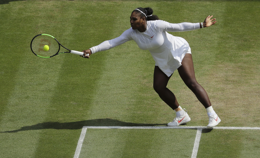 Serena Williamsová postúpila do