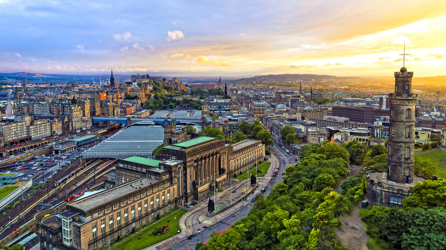 Edinburgh: Ministerka Kalavská chce počas voľna pochodiť sever Veľkej Británie.