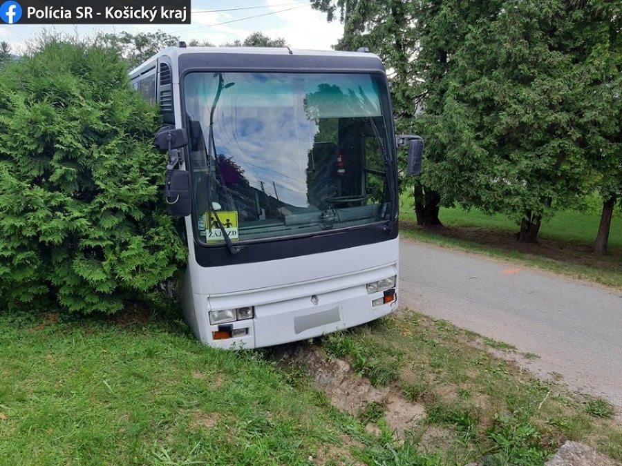  Vodič autobusu skolaboval