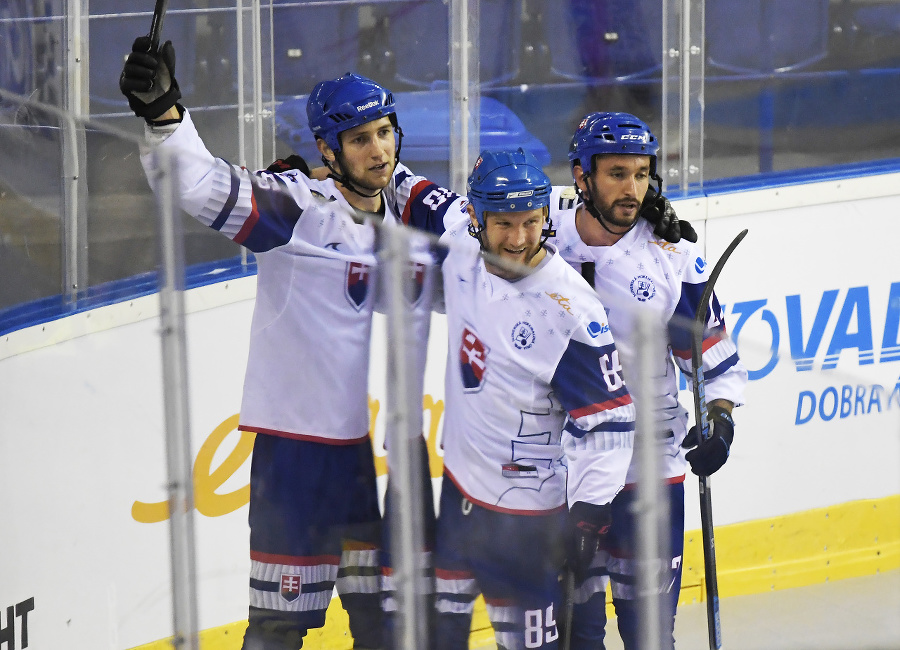 Slovenskí hokejbalisti vysoko vyhrali