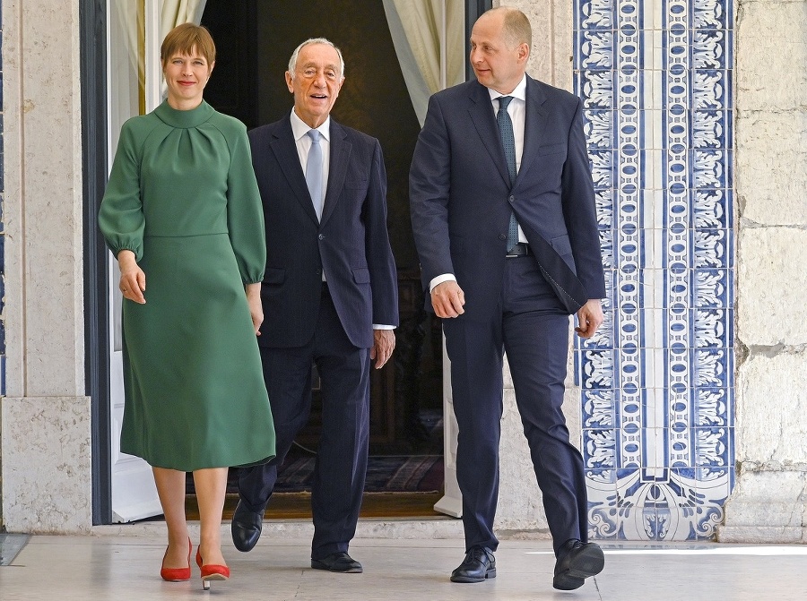 Kersti Kaljulaid (49), prezidentka