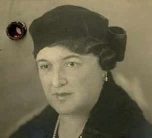 Grófka Elisabeth Csáky.