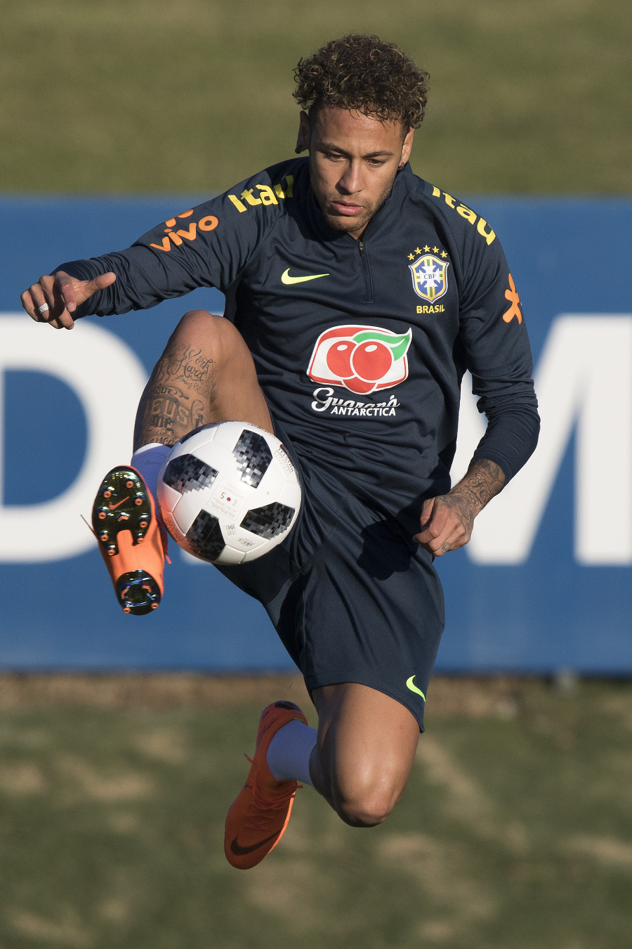 Brazílsky futbalista Neymar počas