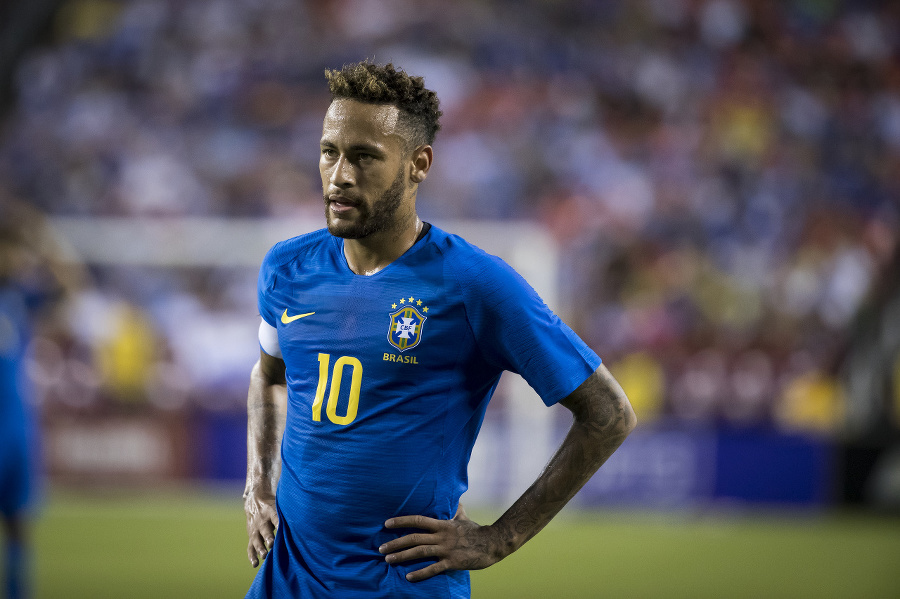 Neymar v drese brazílskej
