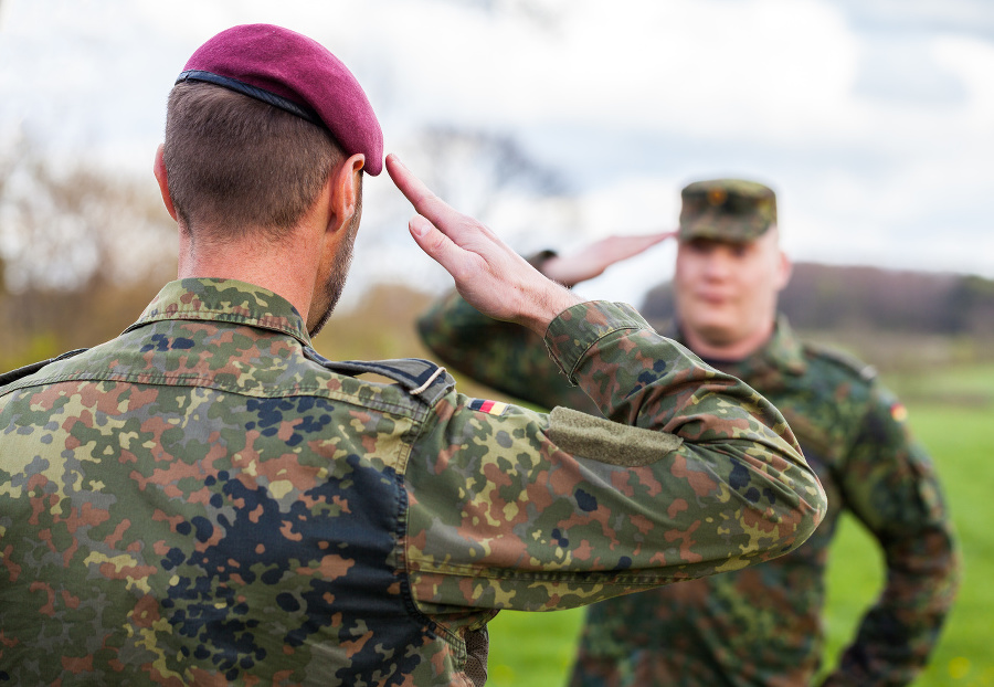 two german soldiers salute