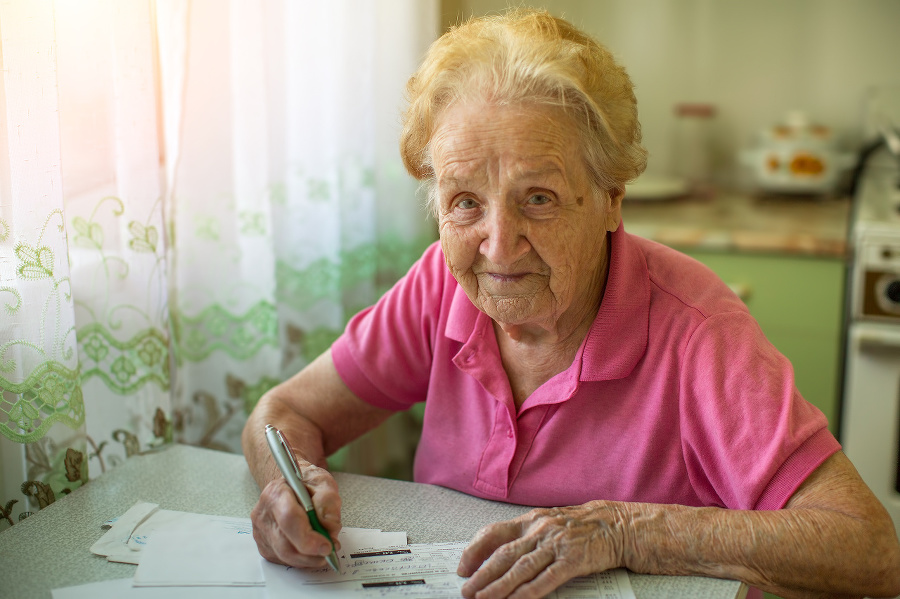 Starodôchodcovia čakajú na nápravu