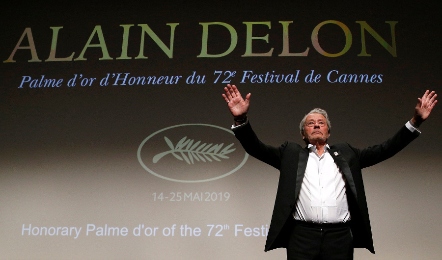 Delon dostal v Cannes