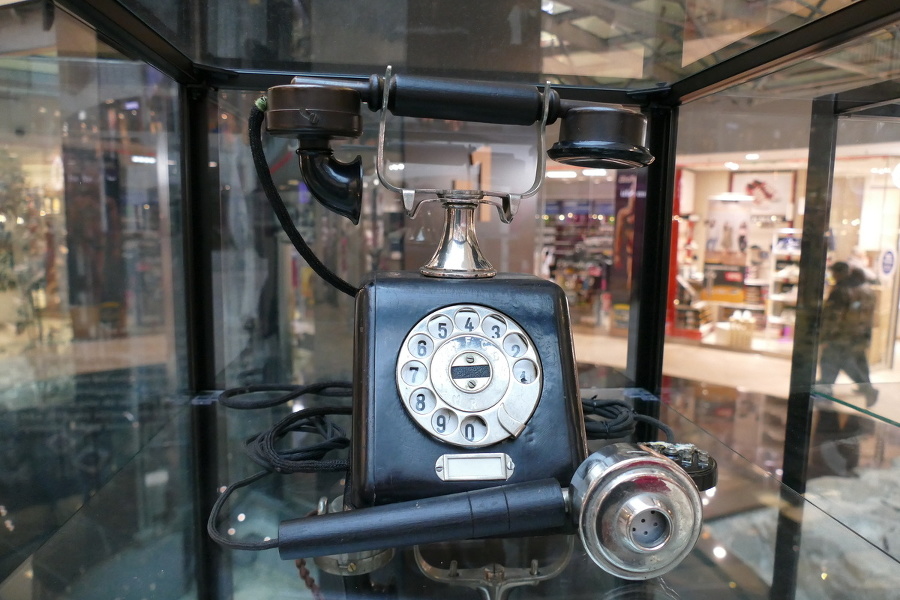 1936: Tento telefón pochádza