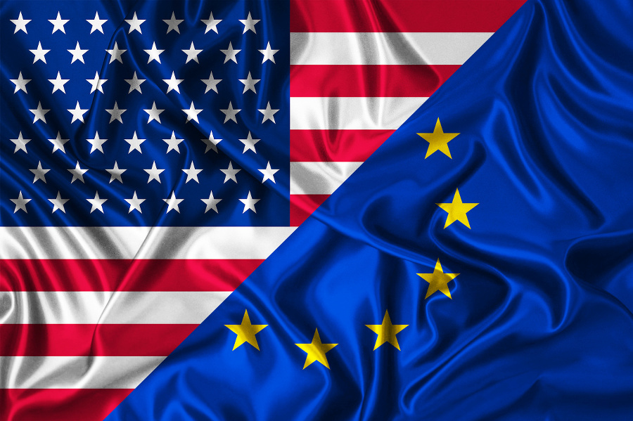 USA vs EU flag
