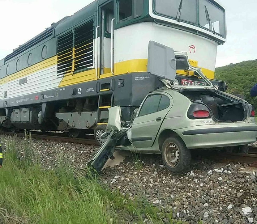 Vlak sa zrazil s